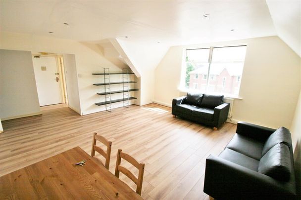 2 Bed Flat, North Hill Road, LS6 - Photo 1