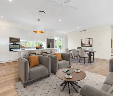 Near New Luxury Home in Dutton Park! - Photo 1
