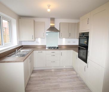 3 bedroom detached house to rent - Photo 6