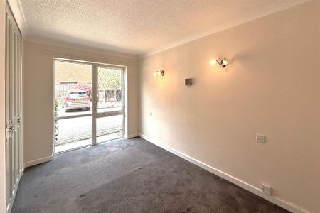 1 bedroom retirement property to rent - Photo 2