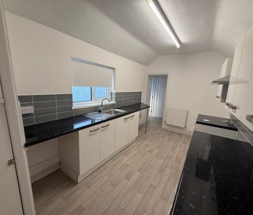 Catherine Street, Llanelli, SA15 - Photo 3