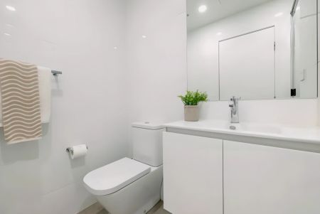 Twin Bunk Bed Studio(Mid floor Level 6-15) - Photo 5