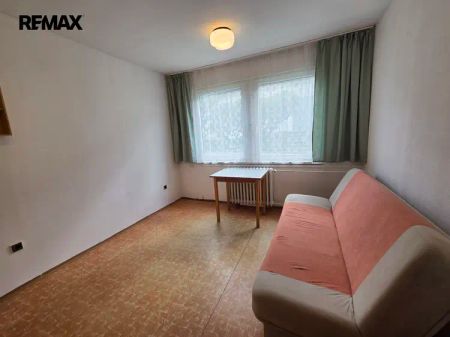 Pronájem bytu 1+1 v Opočně, ulice Pohořská - Fotografie 2