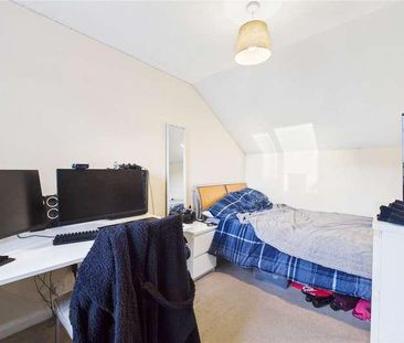 Stable Close, Burghfield Common, Reading, Berkshire, RG7 - Photo 6