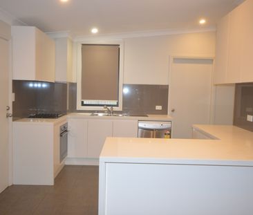 75 STATION STREET, Petersham NSW 2049 - House For Rent | Domain - Photo 2