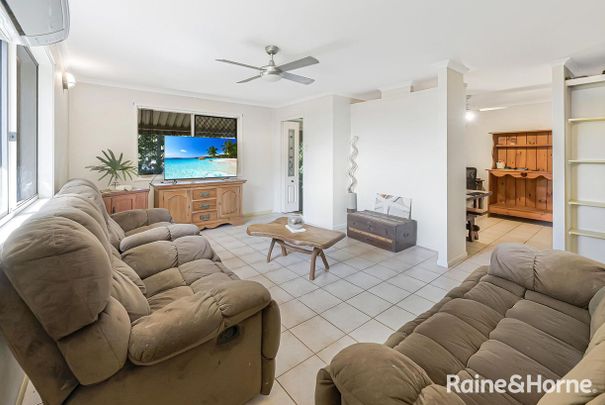 Bucasia Living on a corner block - Photo 1