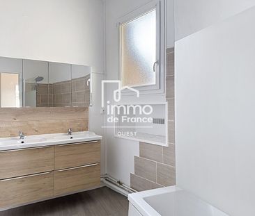 Location Appartement 4 pièces 101m² - Photo 5