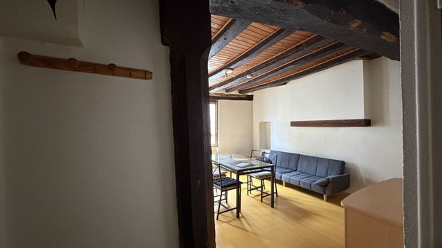 Studio meublé 32m2 en plein centre-ville d’Avallon - Photo 1