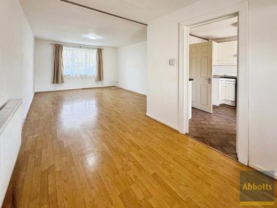 Basildon, SS15 5BN - Photo 1