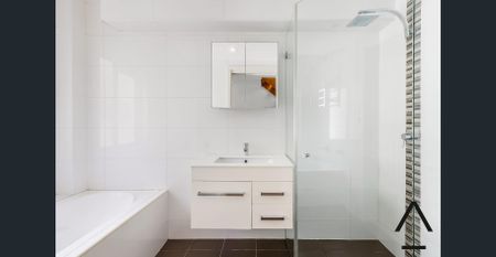 Contemporary Terrace in Alexandria - Photo 5