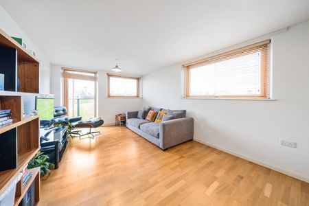 Coldharbour Lane, London, SE5 - Photo 2