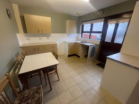 4 Castle Drive, Caledon, BT68 4UB - Photo 3