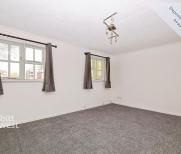 Ground floor flat to rent - Photo 2