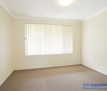 LIGHT & BRIGHT TWO BEDROOM UNIT - Photo 3