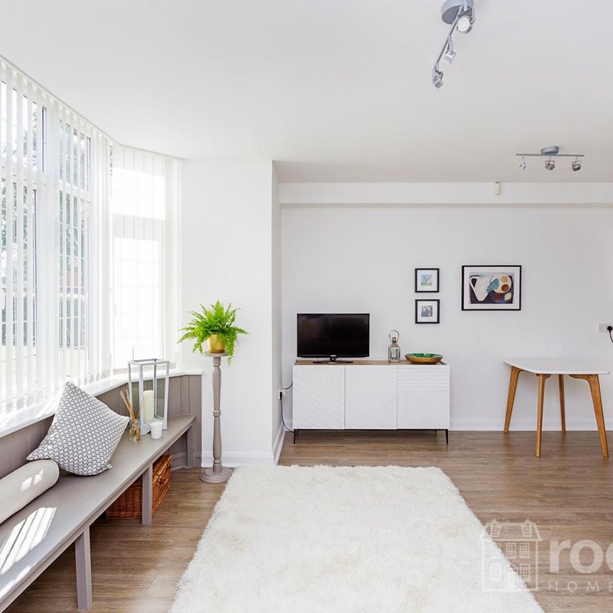 Kings Oak Court, Manor Farm Drive, Tittensor, Stoke On Trent, ST12 - Photo 1