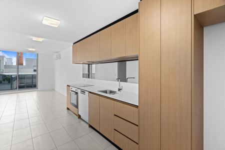 504/15 Clifton Street, Prahran VIC 3181 - Apartment For Rent | Domain - Photo 5