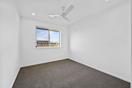 70 Daisy Street, Caboolture South - Photo 2