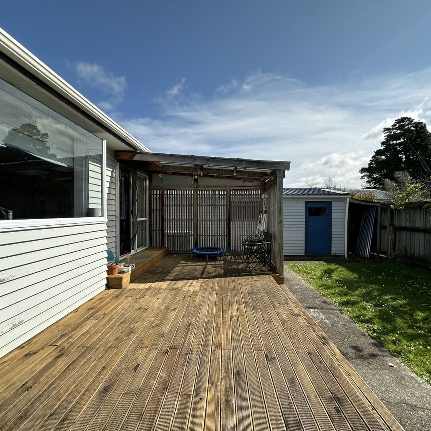 4 Bedroom Home in Trentham - Photo 1