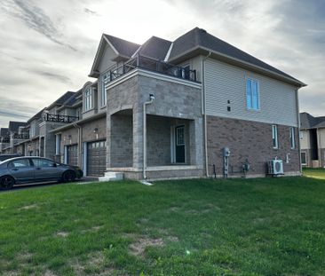 For Lease - 74 Pinot Crescent, Hamilton, Ontario - Photo 5