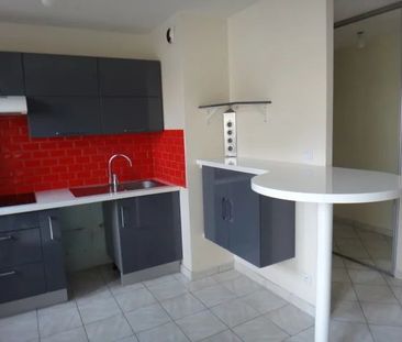 Location Appartement 2 pièces 50m² TOURNAN EN BRIE 77220 - Photo 4