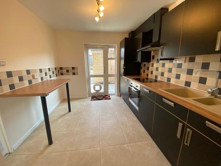 3 bedroom house to rent - Photo 5