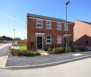 2 bedroom semi-detached house to rent - Photo 5