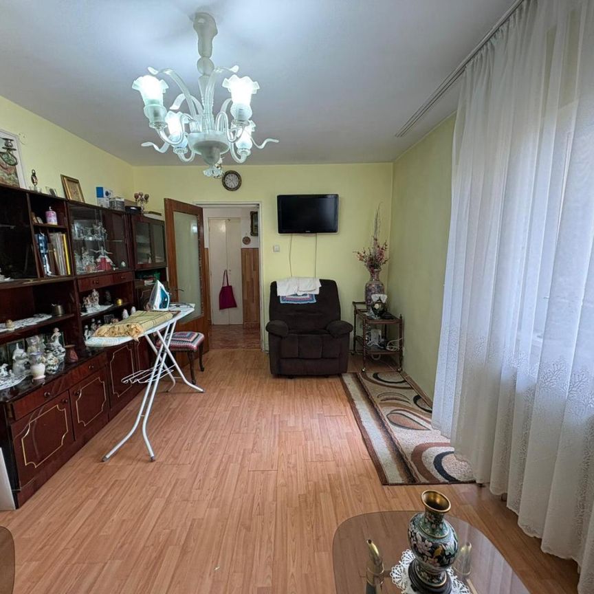 Inchirieri Apartamente 2 camere Bucuresti - Fotografie 1