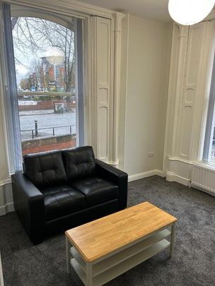 Unit 2, 7 Elmwood Avenue, Lisburn Road, Belfast, BT9 6AZ - Photo 1