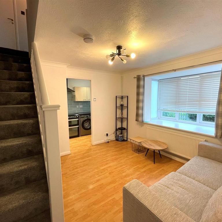 1 bedroom end of terrace house to rent - Photo 1