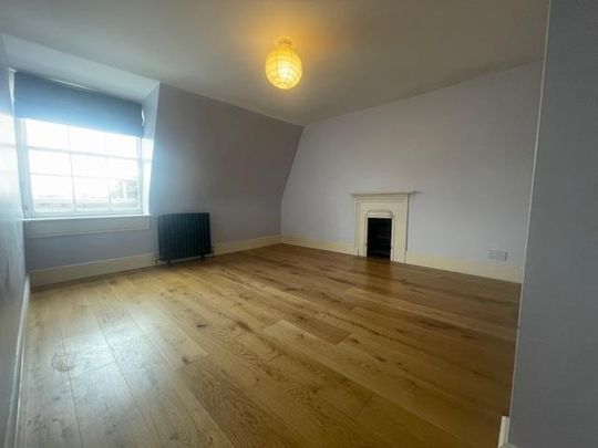 Clifton Road - Photo 1