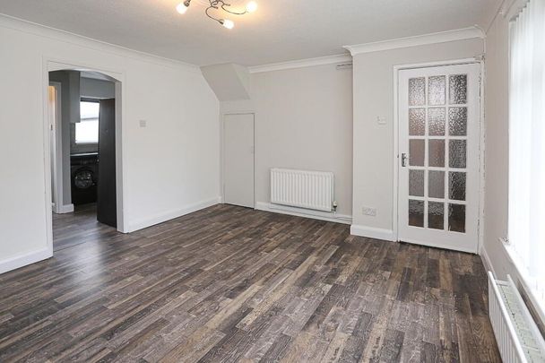 18 Springwell Crescent, Groomsport, BT19 6JZ - Photo 1