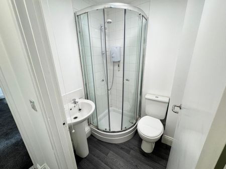 To let : Westbourne grove , Redcar , TS10 - Photo 4