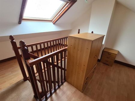 3 bedroom terraced house to rent - Photo 3