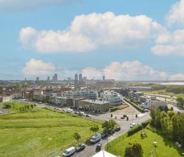 Gerenoveerd appartement met adembenemend uitzicht over de zee, de duinen en stad Oostende - Photo 6