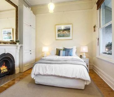 Gorgeous Period Home! - Photo 5