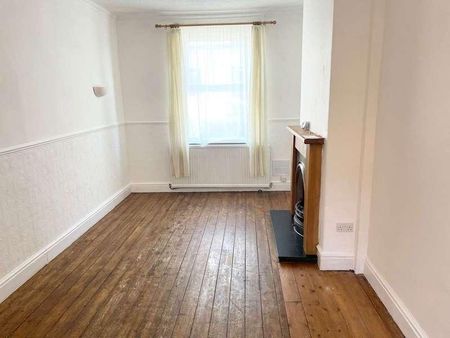 Ainslie Street, Ulverston, LA12 - Photo 2