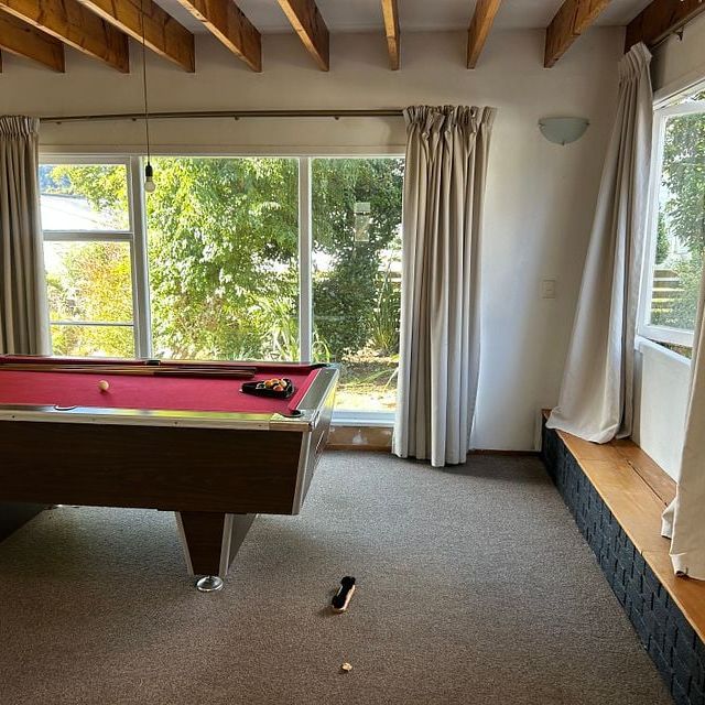 Large family home with huge garden space - Photo 1