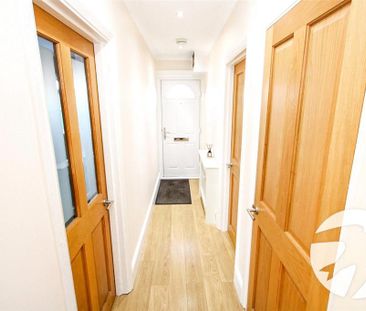 2 bedroom maisonette to rent - Photo 5