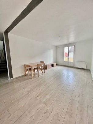 Location Appartement 4 pièces 92m² TROYES 10000 - Photo 1