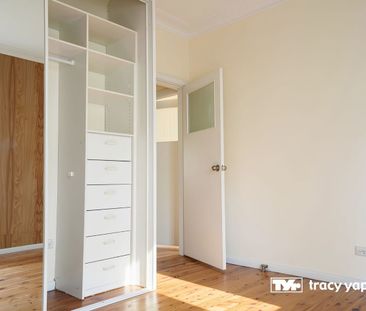 Comfortable Family Home in a Convenient Carlingford Location - Photo 6