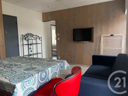 Location Appartement 1 pièce 33m² MONT DE MARSAN 40000 - Photo 4