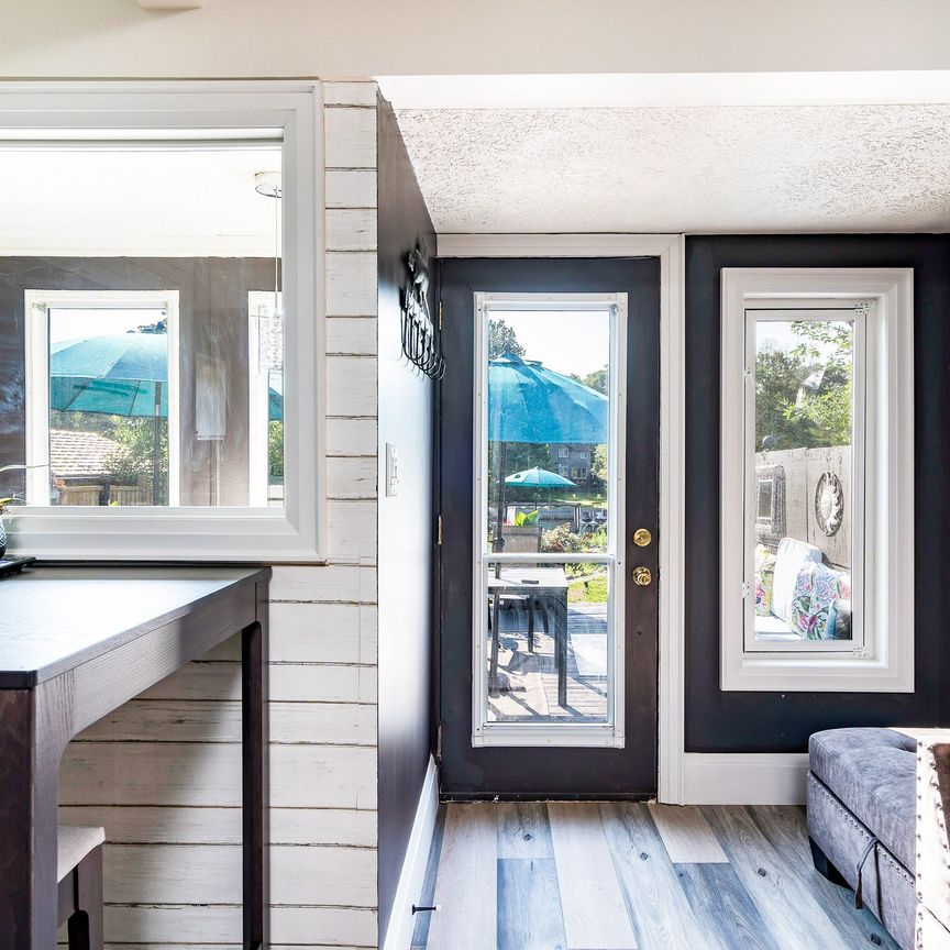 For Lease - 27 Sunnidale Road, Wasaga Beach, Ontario - Photo 1