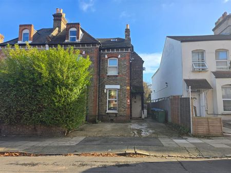 Wrottesley Road, Plumstead SE18, London - Photo 4