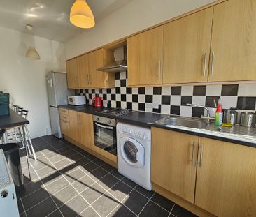 3 Bed Student Accommodation - Photo 4