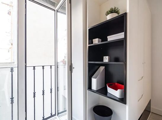 Rua General Taborda, Lisbon, Lisbon 1070-137 - Photo 1