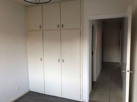 Gelijkvloers appartement met 2 slk - Photo 3