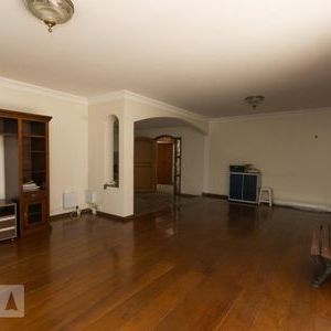 Casa para alugar com 264m², 4 quartos e 5 vagas - Photo 2