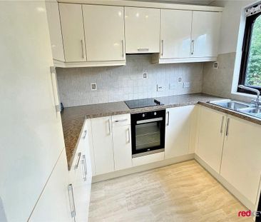 3 bedroom maisonette to rent - Photo 4