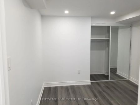 3207 Pebblewood Road #Lower - Photo 3