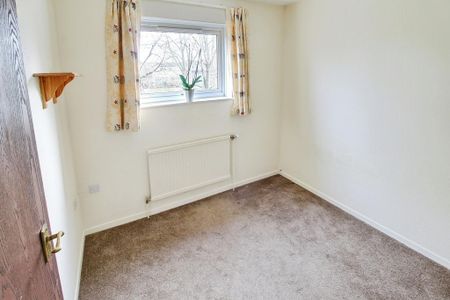 3 bedroom terraced house to rent - Photo 3